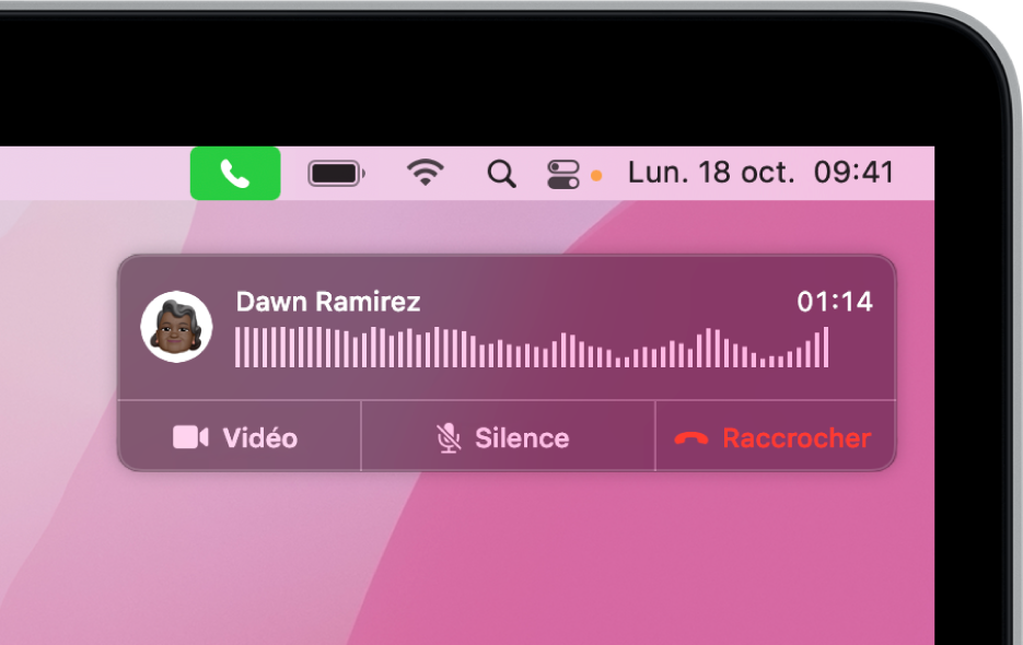 Une notification s’affiche en haut à droite de l’écran du Mac, montrant qu’un appel téléphonique est en cours.