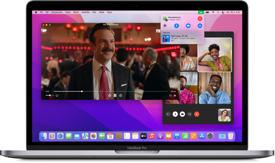 A SharePlay a Mac gépen az Apple TV appal és egy élő FaceTime-hívással.