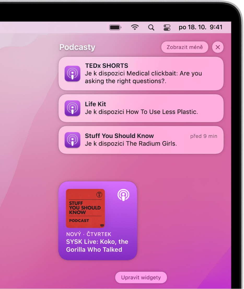 Pravý horní roh plochy Macu s oznámeními, včetně oznámení o nové epizodě, která je k dispozici k poslechu v Podcastech