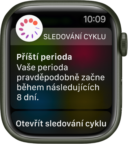 Apple Watch s obrazovkou předpovědi cyklu, na níž je uvedený text: „Příští perioda. Vaše perioda pravděpodobně začne během následujících 8 dní.“ Dole se nachází tlačítko Otevřít sledování cyklu.