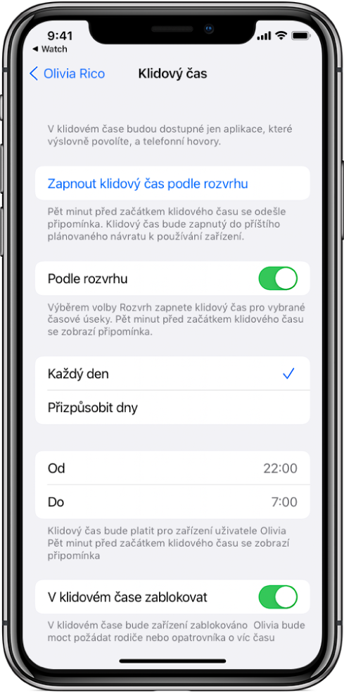 iPhone s otevřenou obrazovkou nastavení klidového času. U horního okraje je vidět přepínač Naplánováno. Ještě níž jsou vidět volby Každý den a Přizpůsobit dny. Volba Každý den je vybraná. Uprostřed obrazovky jsou uvedené časy začátku a konce a u dolního okraje je umístěné tlačítko V klidovém čase zablokovat.