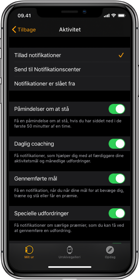 Skærmen Aktivitet i appen Apple Watch, hvor du kan tilpasse de notifikationer, du vil have vist.