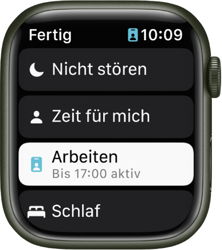 Die Fokus-Liste enthält „Nicht stören“, „Zeit für mich“ und „Schlafen“. Der Fokus „Arbeiten“ ist aktiv.