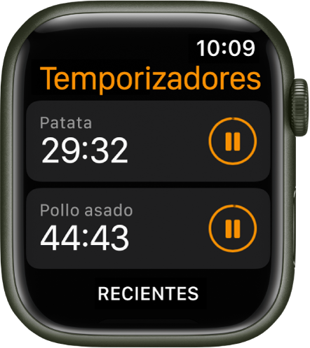 Dos temporizadores en la app Temporizadores. Cada temporizador muestra el tiempo restante debajo del nombre del temporizador y un botón de poner en pausa a la derecha. Hay un botón Recientes en la parte inferior de la pantalla.