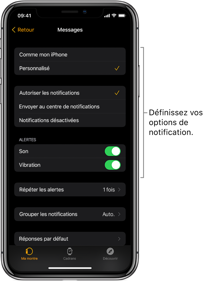 Réglages Messages dans l’app Apple Watch sur l’iPhone. Vous pouvez choisir d’afficher ou non les alertes, activer le son et les vibrations, et répéter les alertes.