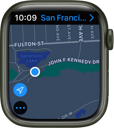 היישום ״מפות״, עם מפה. המיקום שלך מוצג כנקודה כחולה במפה.