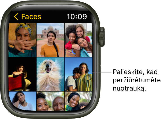 Pagrindinis „Apple Watch“ programos „Photos“ ekranas, kurio tinklelyje rodomos kelios nuotraukos.