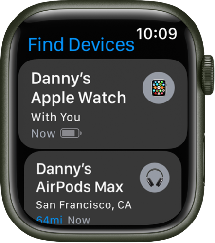 Lietotnē Find Devices redzamas divas ierīces — Apple Watch pulkstenis un AirPods austiņas.
