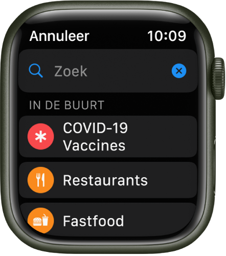 Het Zoek-scherm in de Kaarten-app met bovenin een zoekveld. Onder 'In de buurt' bevinden zich knoppen voor coronavaccinaties, restaurants en fastfood.