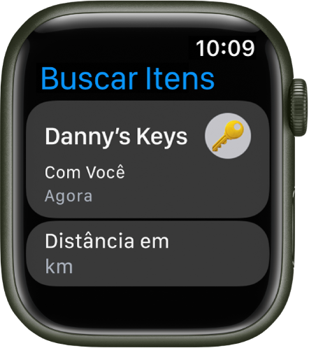 App Buscar Itens, mostrando que o AirTag conectado a um molho de chaves está com você. O botão Distância em Milhas aparece abaixo.