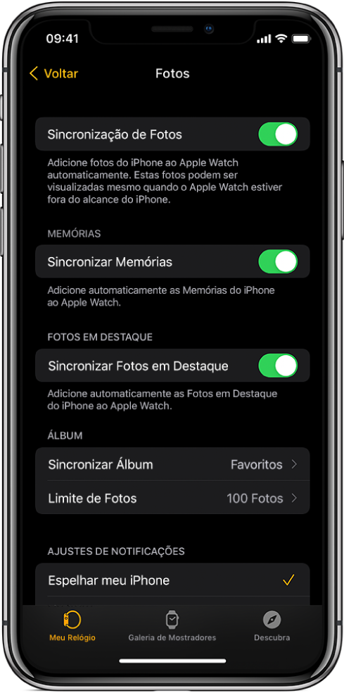 Ajustes de fotos no app Apple Watch do iPhone, com o ajuste Sincronização de Fotos no meio e o ajuste Limite de Fotos abaixo desse.