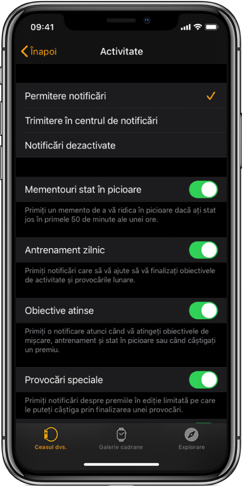 Ecranul Activitate din aplicația Apple Watch, de unde puteți personaliza notificările pe care doriți să le primiți.