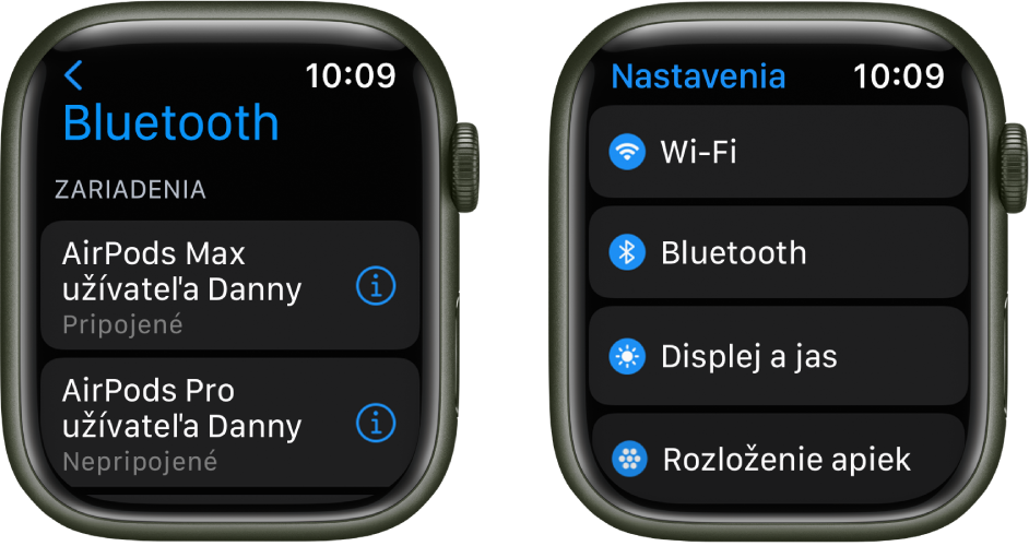 Dve obrazovky vedľa seba. Vľavo je obrazovka, na ktorej sú vypísané dve dostupné Bluetooth zariadenia: AirPody Max, ktoré sú pripojené, a AirPody Pro, ktoré nie sú pripojené. Napravo je obrazovka Nastavenia so zoznamom, v ktorom sú tlačidlá Wi-Fi, Bluetooth, Displej a jas a Rozloženie apiek.