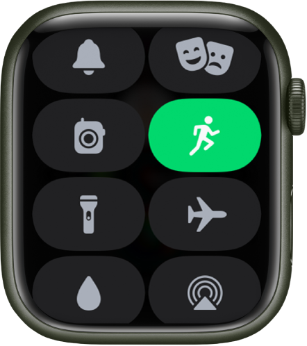 Control Center (Središče za nadzor) na uri Apple Watch, ki prikazuje Fitness Focus (Osredotočenje na vadbo).