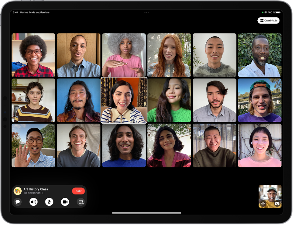 Una llamada de FaceTime en grupo con visualización en cuadrícula. Todos los participantes aparecen en mosaicos del mismo tamaño, mientras el de quien está hablando se resalta.
