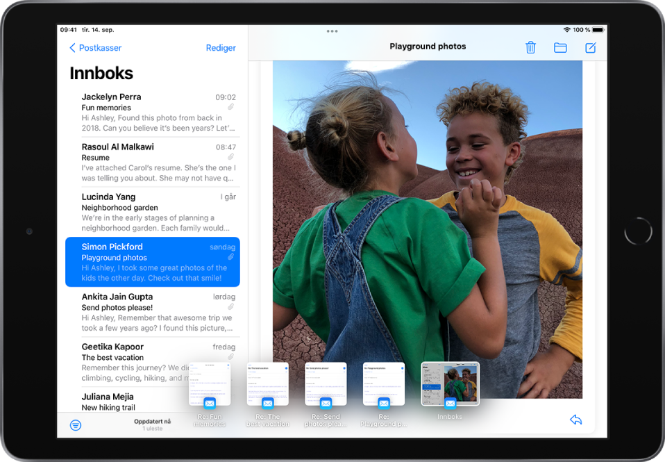 Mail-vinduet som viser sidepanelet til venstre og fem miniatyrbilder nederst på skjermen. Miniatyrbildet helt til høyre er markert, og den tilhørende e-posten er åpen.