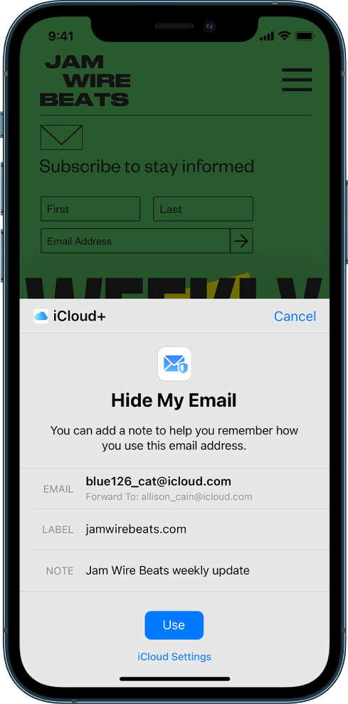 Долната част на екрана е опцията Hide My Email (Скрий моя имейл) за iCloud+. Показани са случайно генериран имейл адрес с препращане, етикет и бележка. В долния край на екрана са бутон Use (Използвай) и връзка към настройките в iCloud.