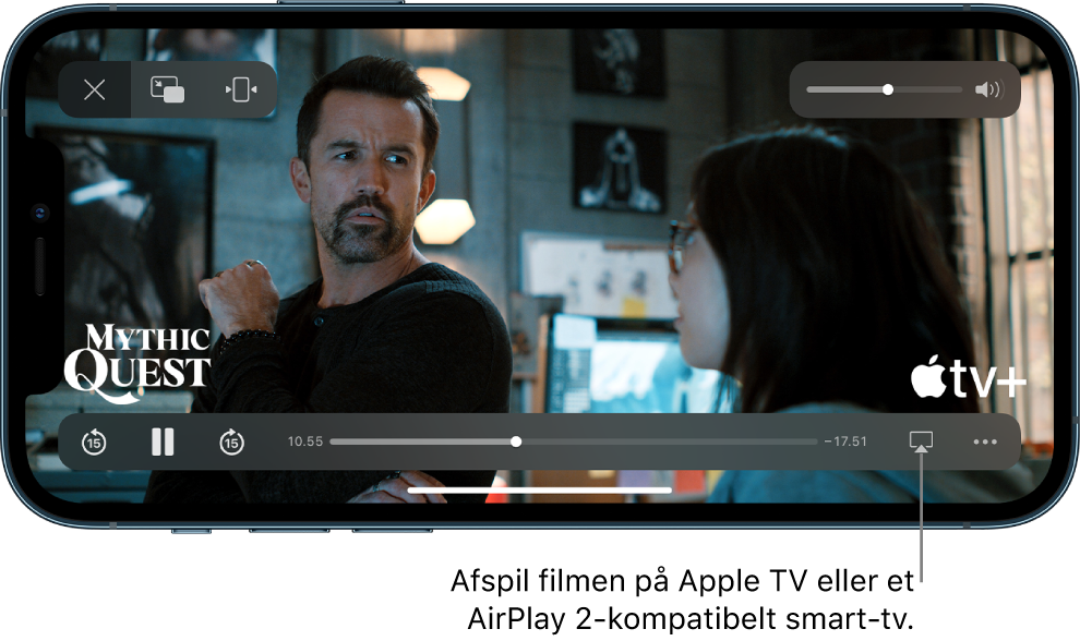 En film, der afspilles på skærmen på iPhone. Nederst på skærmen findes betjeningspanelet til afspilning, herunder knappen AirPlay nederst til højre.