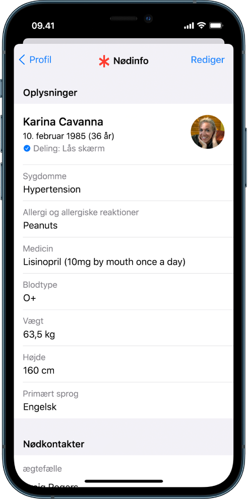 En Nødinfo-skærm med oplysninger, herunder fødselsdato, sygdomme, medicin og en nødkontakt.