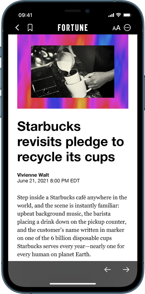 Ein Artikel von Apple News. Oben links im Bildschirm ist die Taste „Zurück“ zum Zurückkehren zur App „Aktien“ und die Taste „Lesezeichen“. Oben rechts sind die Tasten „Textgröße“ und „Weitere Aktionen“. Unten rechts befinden sich die Tasten „Zurück“ und „Weiter“.