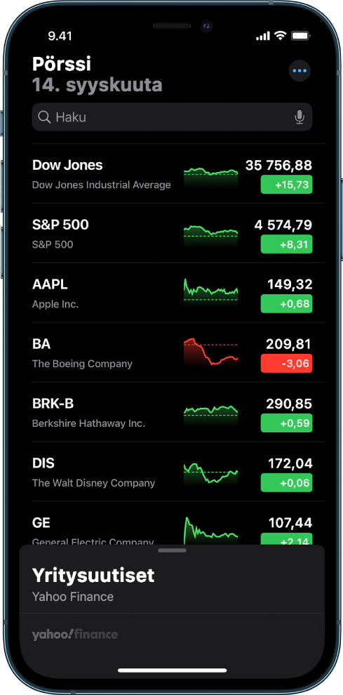 Seurantalista, jossa näkyy eri osakkeita. Kunkin osakkeen kohdalla näkyvät vasemmalta oikealle lueteltuina osakkeen symboli ja nimi, kurssikehityskaavio, osakkeen hinta ja hinnan muutos. Näytön yläreunassa seurantalistan yläpuolella on hakukenttä. Seurantalistan alla ovat yritysuutiset. Uutisjutut näytetään pyyhkäisemällä Yritysuutiset-osiota ylös.