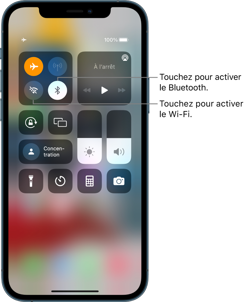 Centre de contrôle avec le mode Avion activé. Les boutons pour activer le Wi-Fi et le Bluetooth se trouvent près de l’angle supérieur gauche du centre de contrôle.