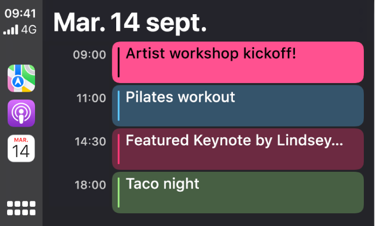 Un écran de calendrier dans CarPlay montrant 4 évènements pour le mardi 15 septembre.