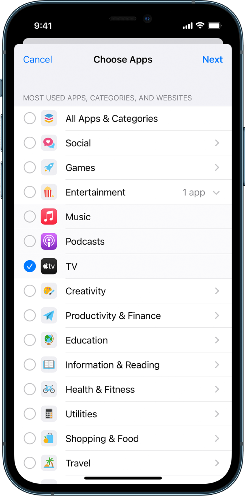 Ekrāns Choose Apps sadaļā Settings > ScreenTime. Ekrānā ir attēlotas visbiežāk izmantotās lietotnes, atlasāmās kategorijas un tīmekļa vietnes. Poga Cancel ir augšējā kreisajā stūrī, un poga Next ir augšējā labajā stūrī.