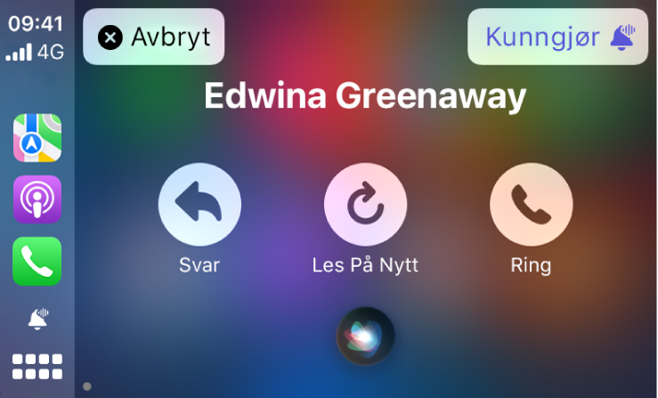 Siri viser valgene Svar, Les opp på nytt og Ring for en innkommende tekstmelding i CarPlay. Øverst til venstre vises Avbryt-knappen, og øverst til høyre vises Kunngjør-knappen.