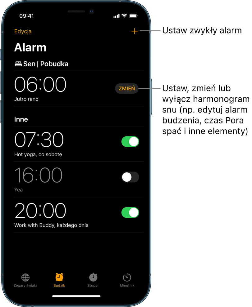 Karta Alarm z czterema alarmami ustawionymi na różne godziny; w prawym górnym rogu znajduje się przycisk ustawiania zwykłego alarmu. Widoczny jest także alarm budzika z przyciskiem umożliwiającym zmianę harmonogramu snu w aplikacji Zdrowie.