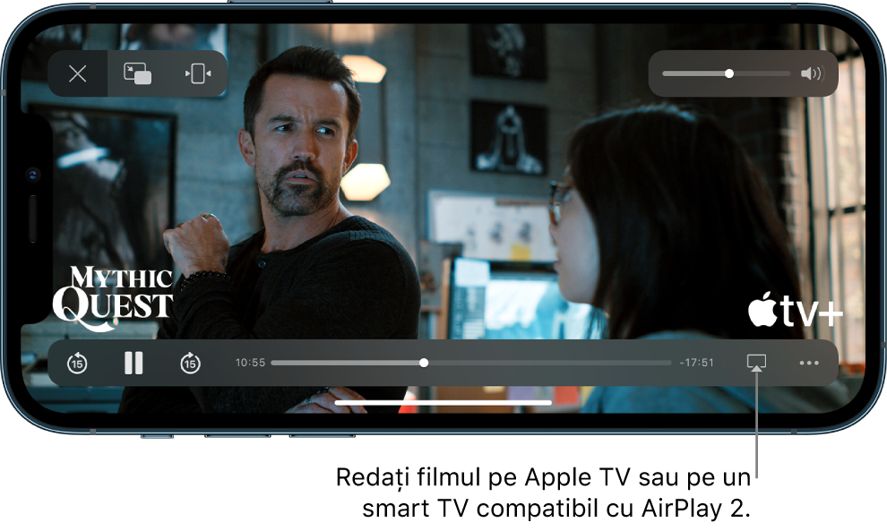 Un film în curs de redare pe ecranul iPhone-ului. În partea de jos a ecranului sunt comenzile de redare, inclusiv butonul AirPlay în apropierea părții din dreapta jos.