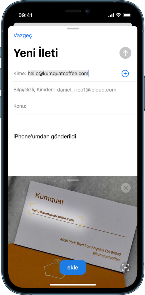 Ekranın alt yarısında, seçilmiş e-posta adresinin bulunduğu bir kartvizitin fotoğrafı var. Ekranın üst yarısında, fotoğraftaki e-posta adresinin alıcı adresi olarak girilmiş olduğu bir e-posta taslağı bulunuyor.