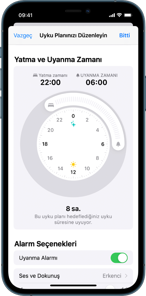 Yatma zamanını bugün akşam 22:00 ve uyanma zamanını yarın sabah 6:00 olarak ayarlanmış gösteren bir ekran. Uyanma alarmı açılmış ve alarm sesi Erkenci.