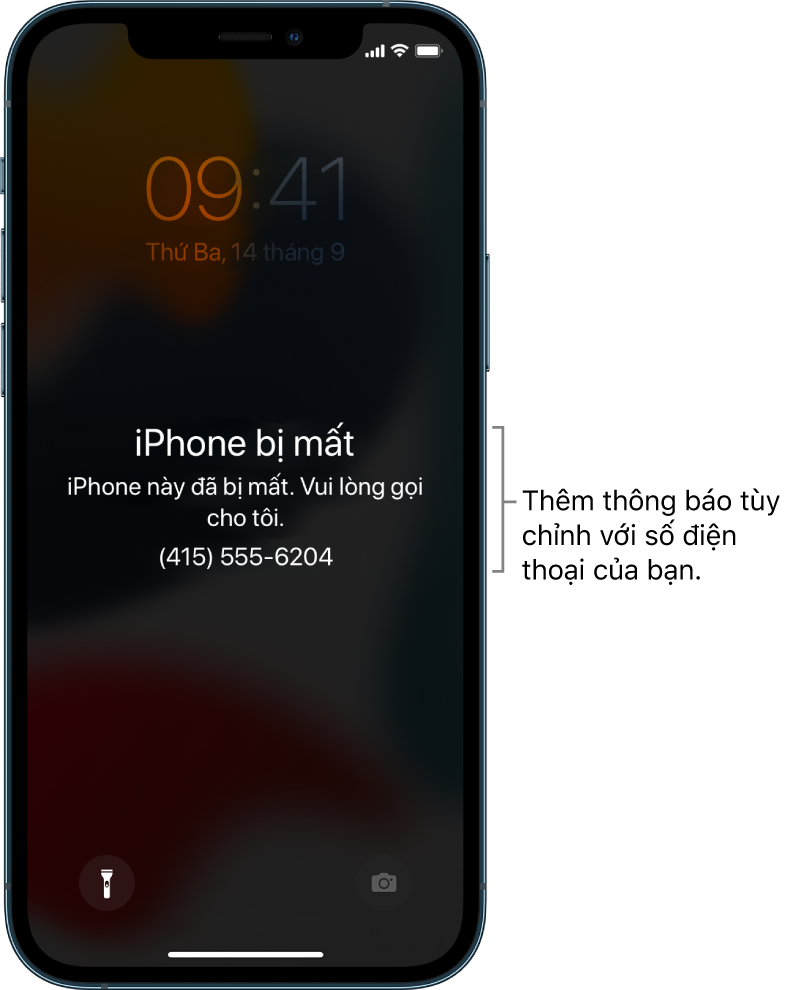 Một Màn hình khóa của iPhone với thông báo: “Lost iPhone. This iPhone has been lost. Please call me. (415) 555-6204”. Bạn có thể thêm thông báo tùy chỉnh với số điện thoại của bạn.