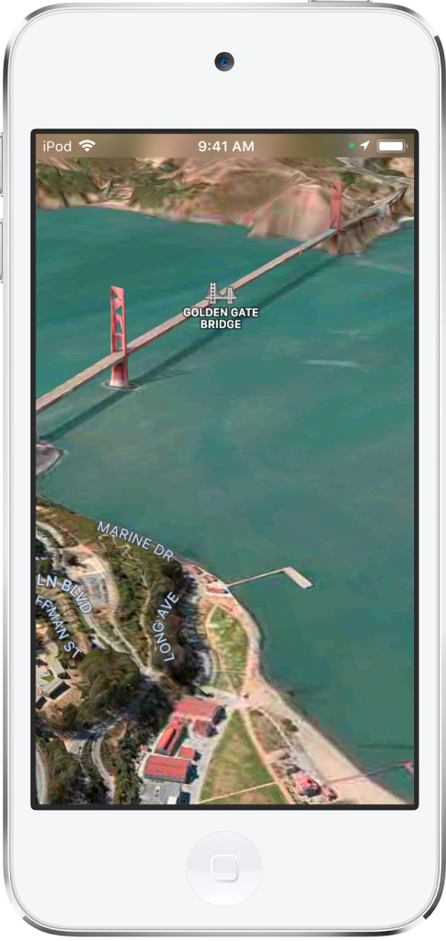 Een 3D-afbeelding van de lucht in de richting van de Golden Gate Bridge.