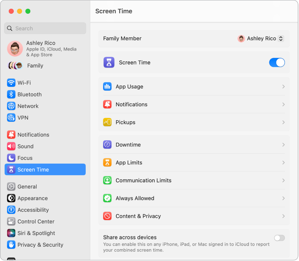 Screen Time'i seadete aknas on valikud App Usage'i, Notificationsi ja Pickupsi nägemiseks ning ka valikud Screen Time'i haldamiseks, nt Down Time'i kavandamiseks, App and Communication Limitsi määramiseks jne.