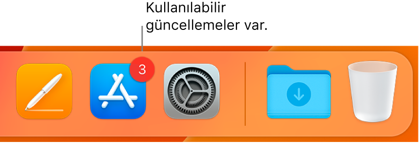 App Store simgesini kullanılabilir güncellemeler olduğunu belirten bir işaretle gösteren Dock’ın bir kısmı.