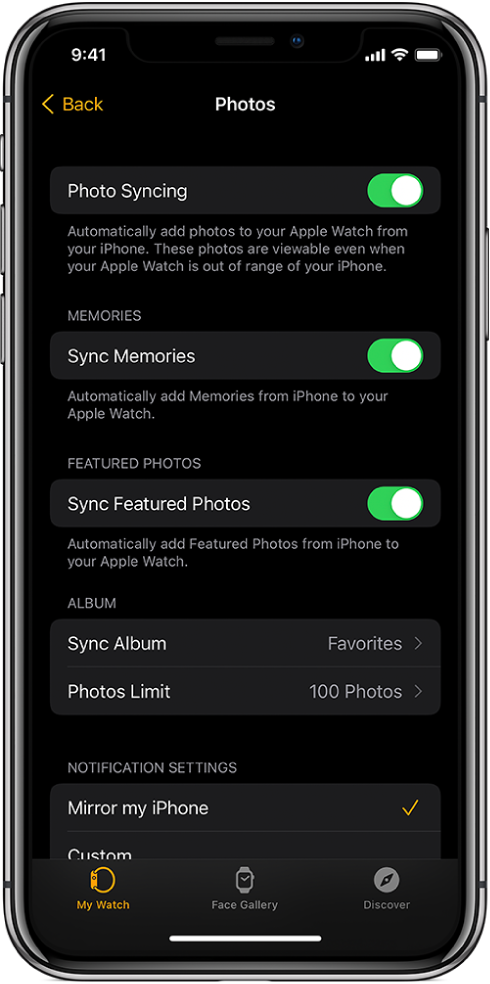 Kuva-asetukset iPhonen Apple Watch ‑apissa, Kuvien synkronointi ‑asetus keskellä ja Kuvien rajoitus ‑asetus sen alapuolella.