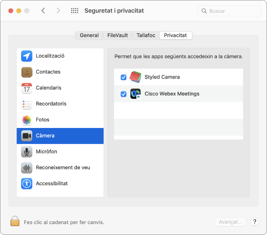 La secció Privacitat del tauler “Seguretat i privacitat” de les preferències del sistema. La càmera està seleccionada a la barra lateral de l’esquerra i les apps que poden accedir a la càmera apareixen seleccionades a la dreta.