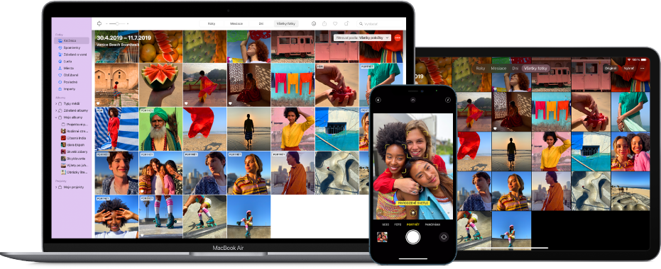 Mac, iPhone a iPad zobrazujúce rovnakú knižnicu fotiek.