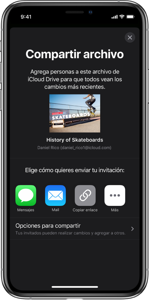La pantalla Agregar personas mostrando una imagen de la presentación que se va a compartir. Debajo hay botones con las maneras en que se puede enviar la invitación; incluyendo Mensajes, Correo, Copiar enlace y más. En la parte inferior se encuentra el botón Opciones para compartir.