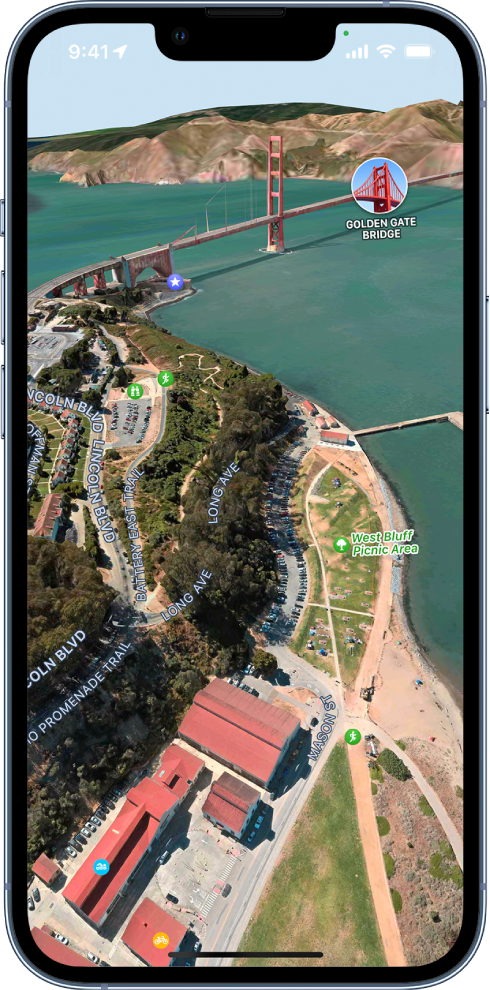 Imagen en 3D desde el cielo hacia el puente Golden Gate.