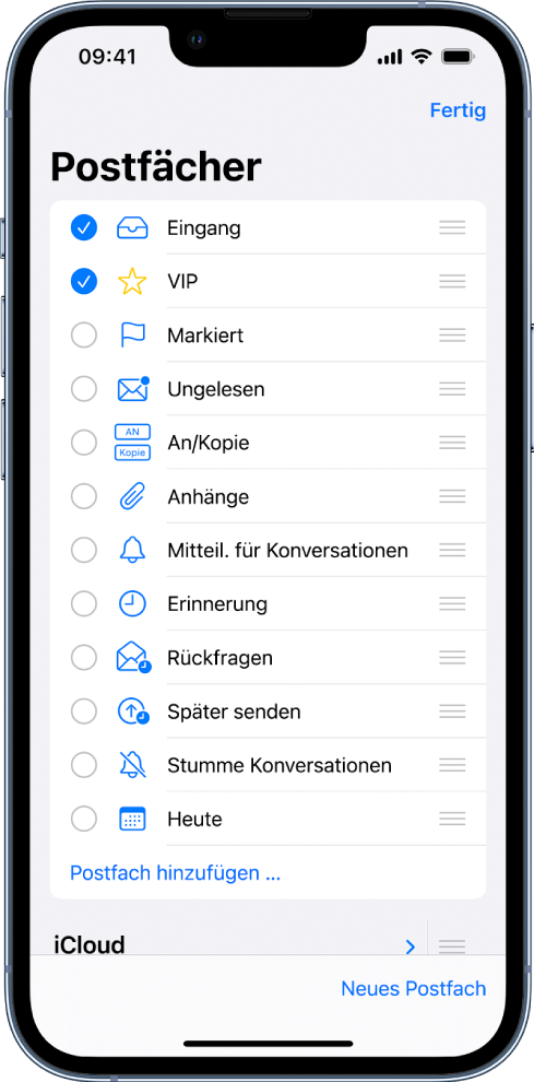 Der Bearbeitungsbildschirm „Postfächer“. Von oben nach unten sind optionale Postfächer mit Markierungsfeldern links daneben aufgelistet. Zu den optionalen Postfächern gehören „VIP“, „Markiert“, „Ungelesen“, „Anhänge“, „Erinnerung“ und weitere. Unten rechts auf dem Bildschirm befindet sich die Taste „Neues Postfach“.