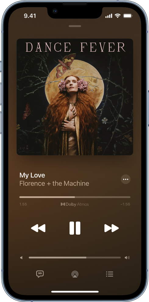 Toistossa nyt ‑näkymässä näkyy Dolby Atmos -merkki toistopaikan alla.