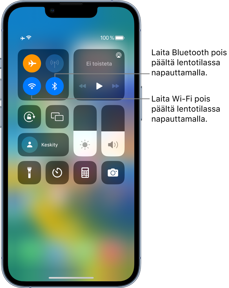 Ohjauskeskus, kun lentotila on päällä. Vasemman yläkulman säädinryhmässä ovat Wi-Fi-painike (alavasemmalla) ja Bluetooth-painike (alaoikealla).