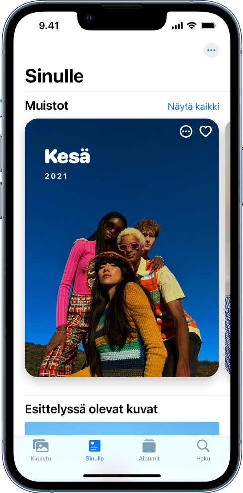 Sinulle-näyttö, jossa näkyy muisto. Näytön yläoikealla on Näytä kaikki -painike, jolla voi näyttää kaikki muistot.