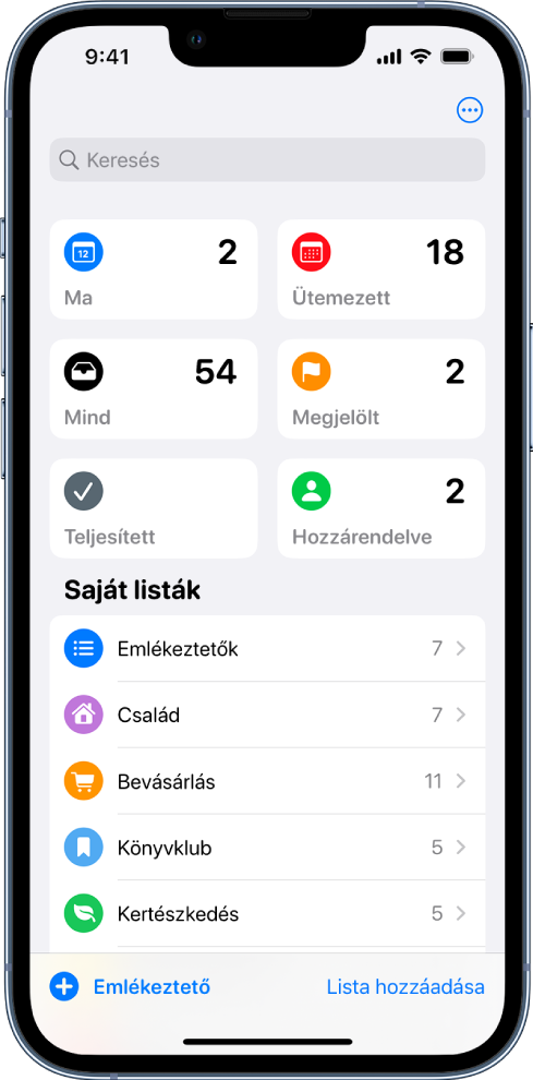 A képernyőn számos különböző lista látható az Emlékeztetők appban. A keresőmező a képernyő tetején jelenik meg az adott napon esedékes elemek, az ütemezett emlékeztetők, az összes emlékeztető és a megjelölt emlékeztetők intelligens listái felett. A Lista hozzáadása gomb a jobb alsó részen található.