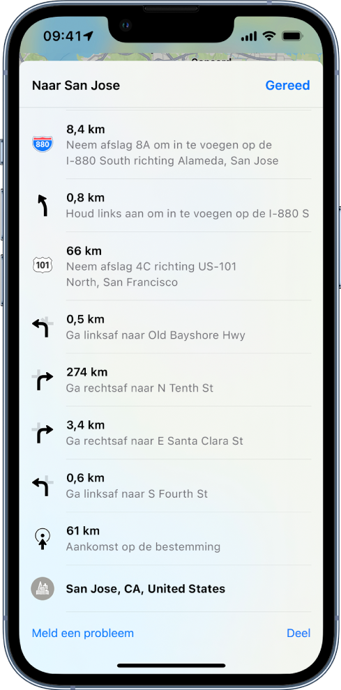 Een stapsgewijze routebeschrijving die als lijst wordt weergegeven.