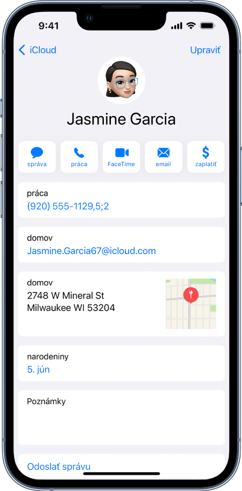 Informačná obrazovka kontaktu. V hornej časti je meno a fotka kontaktu. Nižšie sa nachádzajú tlačidlá na odoslanie správy, uskutočnenie telefónneho hovoru, uskutočnenie FaceTime hovoru, odoslanie emailovej správy a odoslanie peňazí cez Apple Pay. Ešte nižšie sa nachádzajú kontaktné údaje.