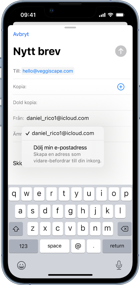 Ett mejlutkast skrivs. Från-fältet är markerat med två alternativ nedanför det: en privat e-postadress och Dölj min e-postadress.